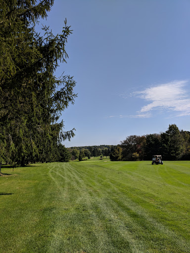 Private Golf Course «Legend Lake Golf Club», reviews and photos, 11135 Auburn Rd, Chardon, OH 44024, USA