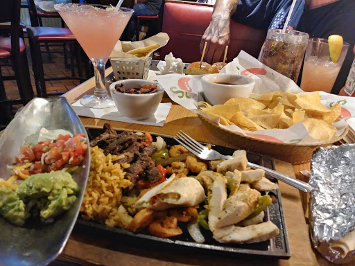 Chilis Grill & Bar image
