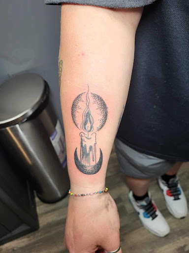 Explore gator tattoo ideas, creative tattoo ideas in Athens, available at United Ink Tattoos and Body Piercings