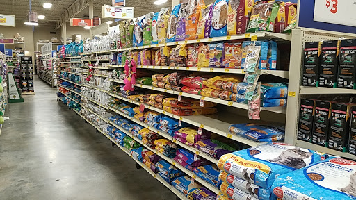 Pet Supply Store «PetSmart», reviews and photos, 950 Hanes Mall Blvd, Winston-Salem, NC 27103, USA