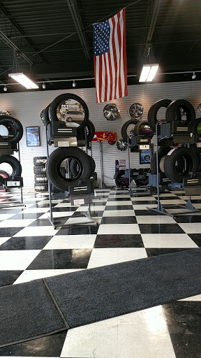 Tire Shop «Leslie Tire», reviews and photos, 144 Northbound Gratiot Ave, Mt Clemens, MI 48043, USA