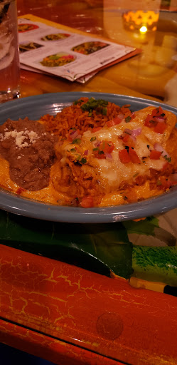 Mexican Restaurant «Margaritas Mexican Restaurant», reviews and photos, 1 Keewaydin, Salem, NH 03079, USA