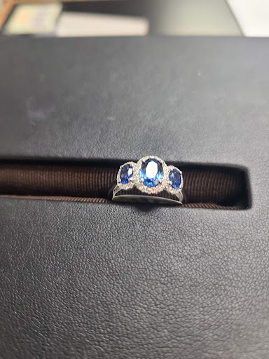 Jeweler «Shane Co.», reviews and photos, 2530 N Main St, Walnut Creek, CA 94597, USA