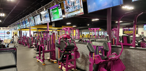 Shopping Mall «Town & Country Shopping Center», reviews and photos, 2615 N Kansas Expy, Springfield, MO 65803, USA