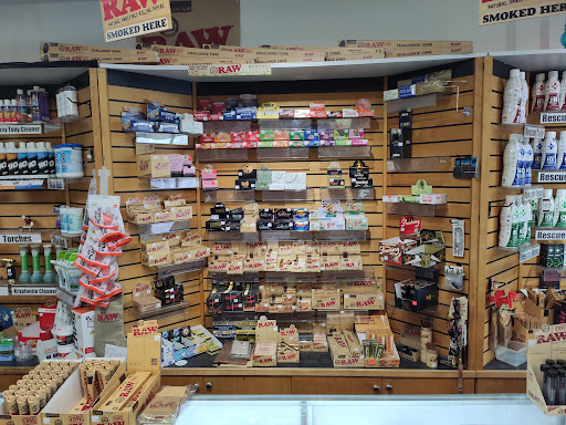 Tobacco Shop «Hempire State Smoke Shop», reviews and photos, 2340 Lyell Ave, Rochester, NY 14606, USA