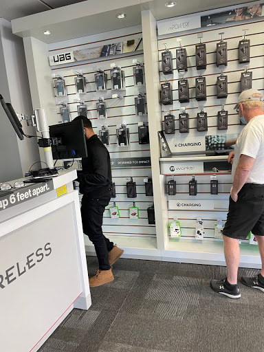 Cell Phone Store «GoWireless Verizon Authorized Retailer», reviews and photos, 1248 University Ave, San Diego, CA 92103, USA