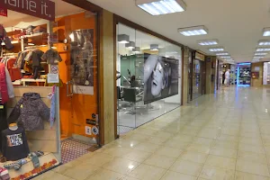 Centre Comercial Maragall image