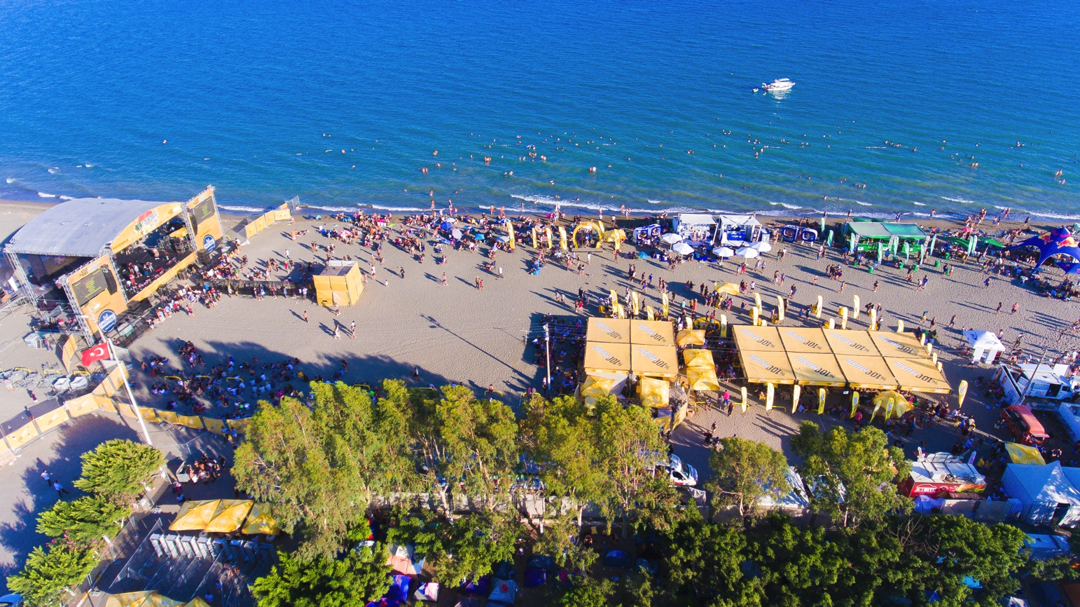 Photo de KocaHasanli beach - endroit populaire parmi les connaisseurs de la détente