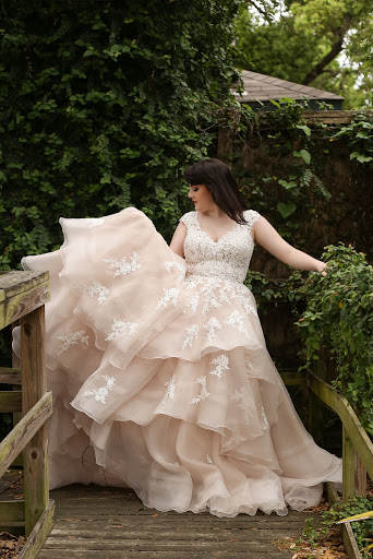 Bridal Shop «Marry Go Round», reviews and photos, 807 W Gray St, Houston, TX 77019, USA