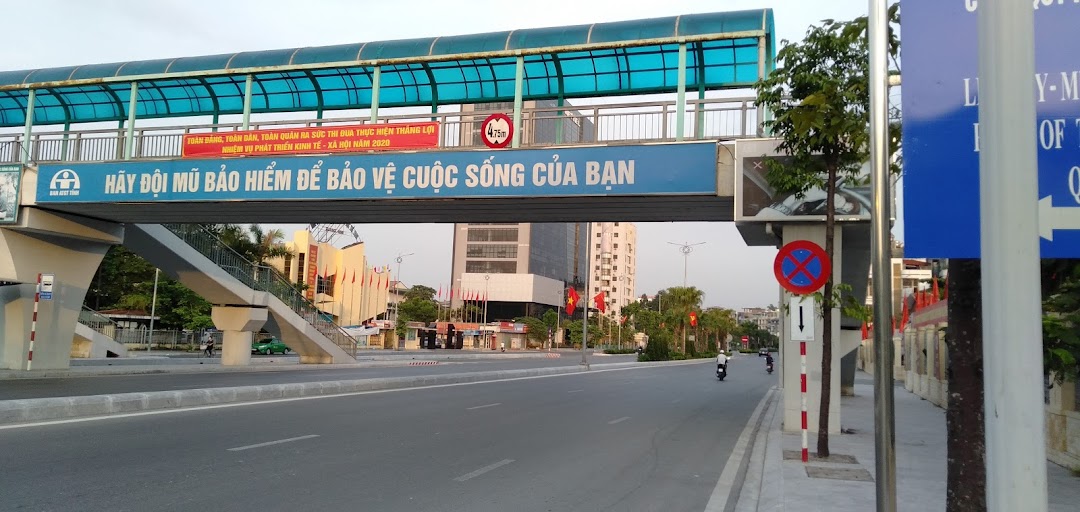 Chợ Cột 3