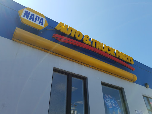 Auto Parts Store «NAPA Auto Parts - Genuine Parts Company», reviews and photos, 187 S Hudson St, Seattle, WA 98134, USA