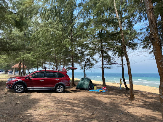 Pantai Teluk Bidara