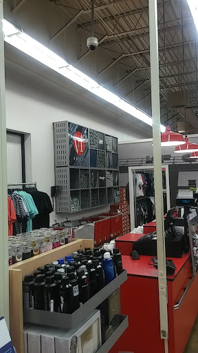Outlet Store «VF Outlet», reviews and photos, 15501 S Apopka Vineland Rd, Orlando, FL 32821, USA