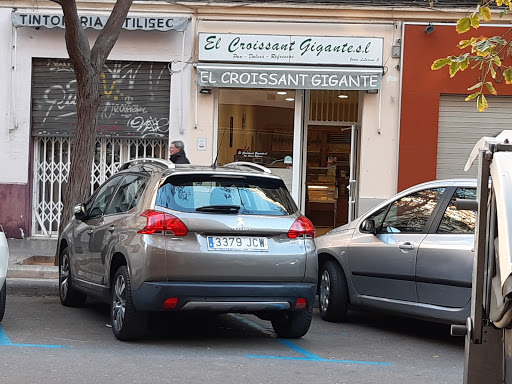 El Croissant Gigante