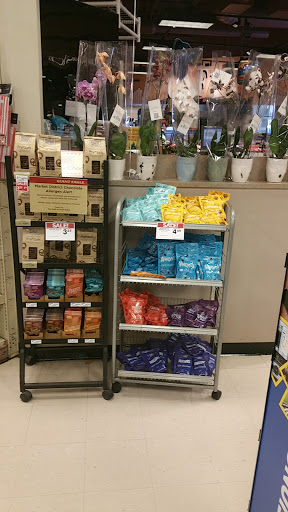 Supermarket «Giant Eagle Supermarket», reviews and photos, 6556 N Ridge Rd, Madison, OH 44057, USA