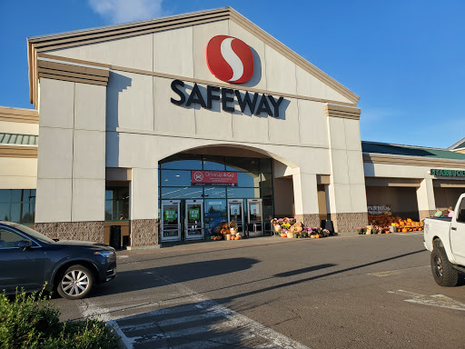 Grocery Store «Safeway», reviews and photos, 138 W Ellendale Ave, Dallas, OR 97338, USA