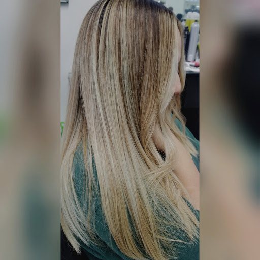 Hair Salon «Mercedes Dominican Hair Salon», reviews and photos, 2800 Canton Rd # 580, Marietta, GA 30066, USA