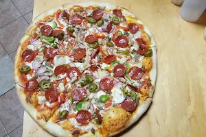 Pepe's Pizza by Modesto image
