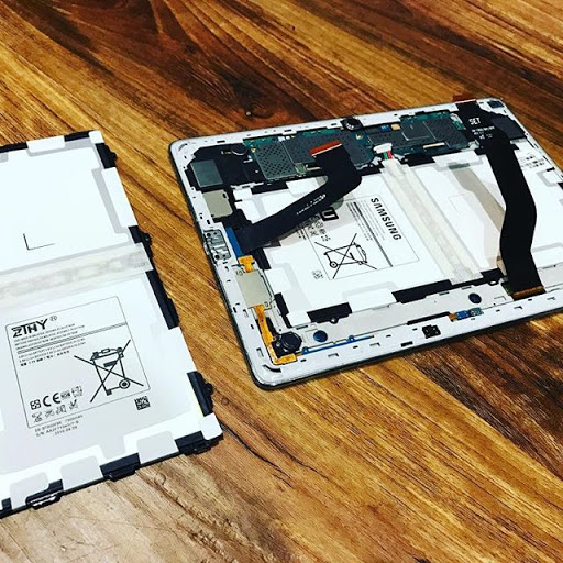 Cell Phone Store «Cellfone MD Cell phone repair», reviews and photos, 7708 W Belmont Ave, Chicago, IL 60634, USA