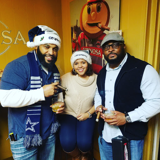 Tobacco Shop «Pipes & Pleasures», reviews and photos, 4244 E Main St, Columbus, OH 43213, USA