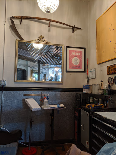 Tattoo Shop «Speakeasy Custom Tattoo», reviews and photos, 1935 1/2 W North Ave, Chicago, IL 60622, USA