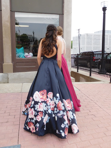 Dry Cleaner «Green Street Cleaners», reviews and photos, 1551 N Green St, Brownsburg, IN 46112, USA