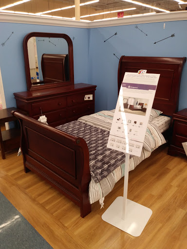 Shopping Mall «Horizon Park Shopping Center», reviews and photos, 3904 W Hillsborough Ave, Tampa, FL 33614, USA