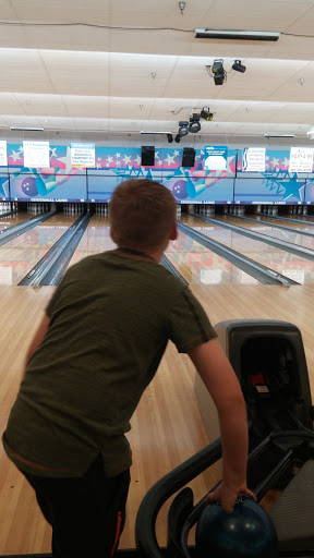 Bowling Alley «Centennial Lanes», reviews and photos, 110 E 9th Ave, Longmont, CO 80504, USA