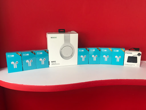 Phone Repair Service «Gadget MD- Cell Phone Repair», reviews and photos, 11660 Westheimer Rd #111, Houston, TX 77077, USA