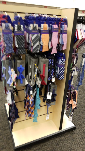 Department Store «Nordstrom Rack Potomac Mills», reviews and photos, 2700 Potomac Mills Cir, Woodbridge, VA 22192, USA