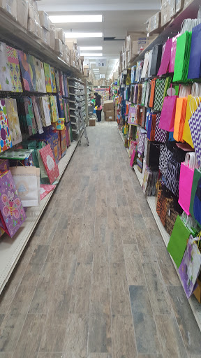 Dollar Store «One Dollar Zone», reviews and photos, 2500 Central Park Ave, Yonkers, NY 10710, USA