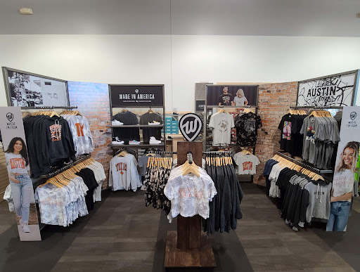 Shoe Store «DSW Designer Shoe Warehouse», reviews and photos, 10515 N Mopac Expy, Austin, TX 78759, USA