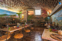 Atmosphère du Restaurant de spécialités provençales Restaurant La Fleur de Thym à Bormes-les-Mimosas - n°2
