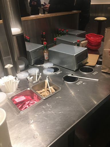 Mexican Restaurant «Chipotle Mexican Grill», reviews and photos, 93 Turnpike St, North Andover, MA 01845, USA