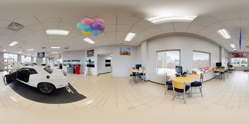 Car Dealer «Gurnee Chrysler Jeep Dodge Ram», reviews and photos, 7255 Grand Ave, Gurnee, IL 60031, USA