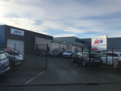 Mcar à Les Ponts-de-Cé
