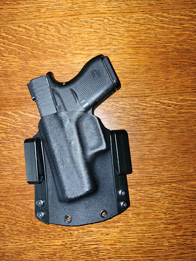 Gun Shop «Black Rhino Concealment», reviews and photos, 24 Center Dr #6, Gilberts, IL 60136, USA