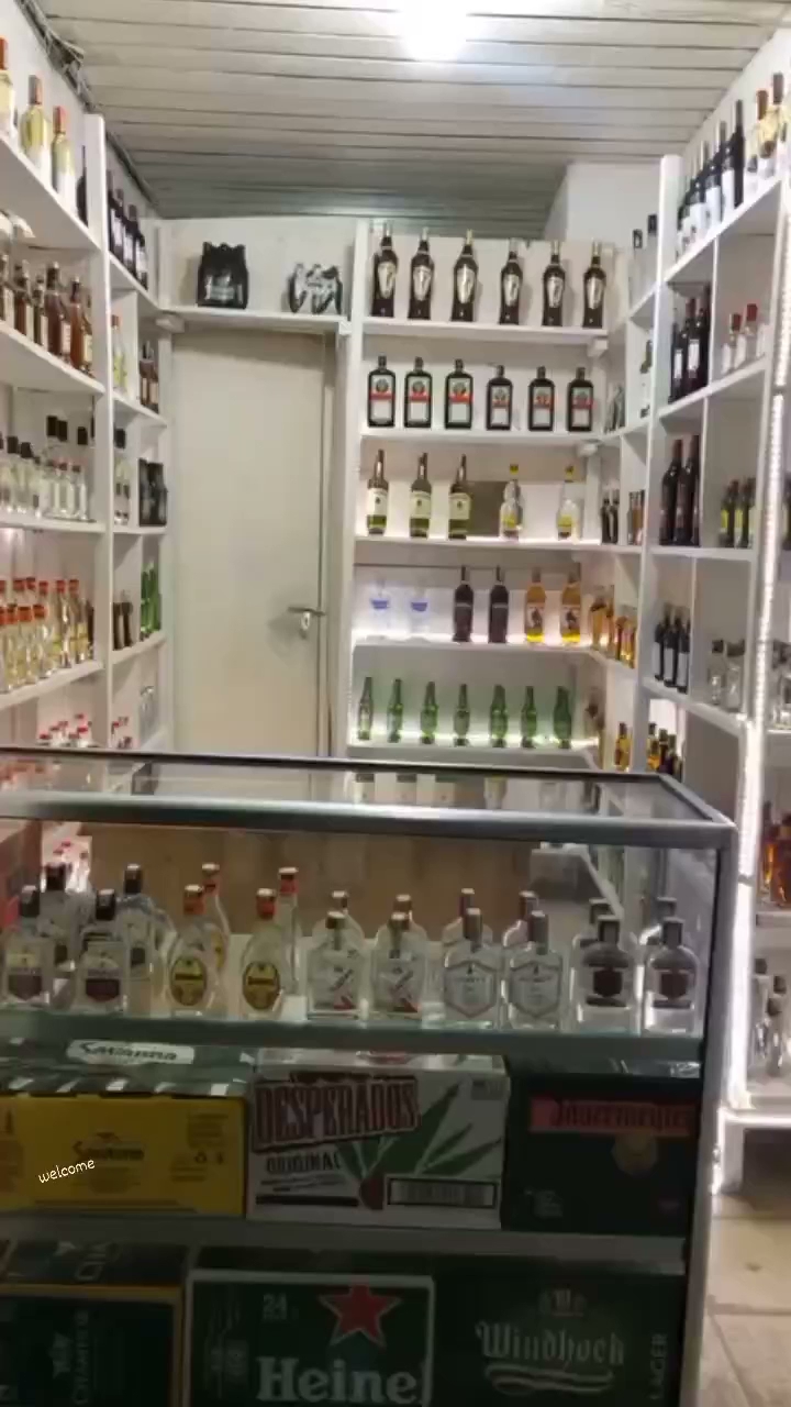 QB Liquor Store