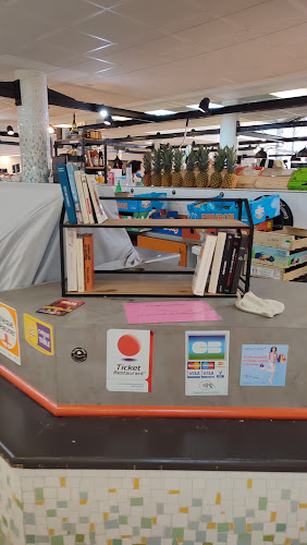 Boîte à Livres - Étal du Marché d'Arcachon à Arcachon