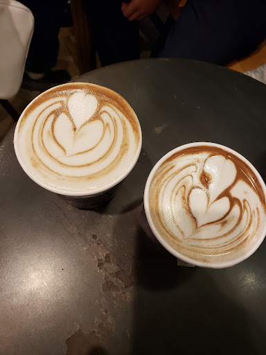 Coffee Shop «Commonwealth Joe Coffee Roasters», reviews and photos, 520 12th St S Suite 150, Arlington, VA 22202, USA