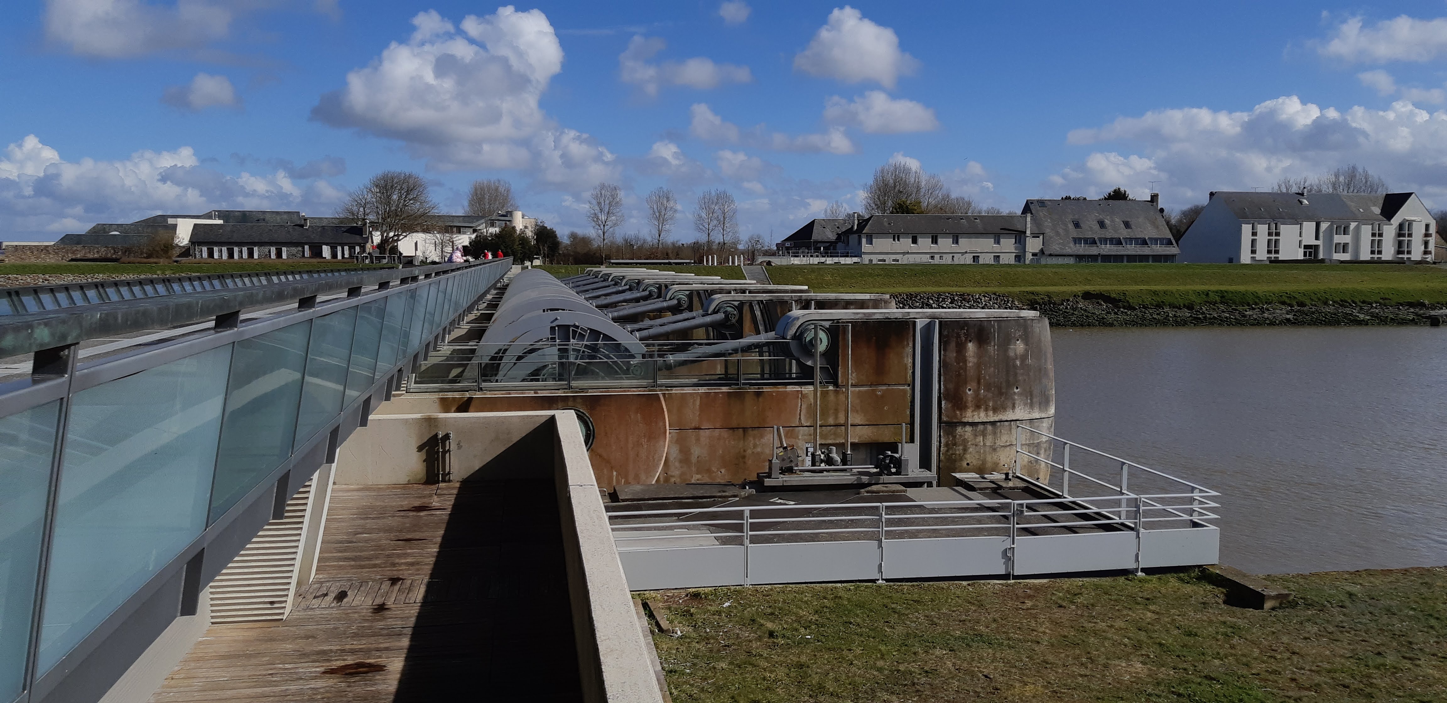 Photo n° 1 de l'avis de Norbert.e fait le 03/04/2018 à 21:37