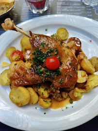 Confit de canard du Restaurant français La Flottille à Versailles - n°6