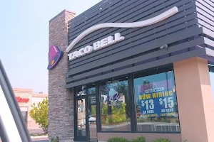 Taco Bell image