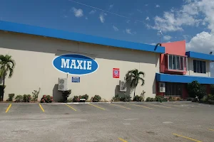 Maxie Stores Portmore image