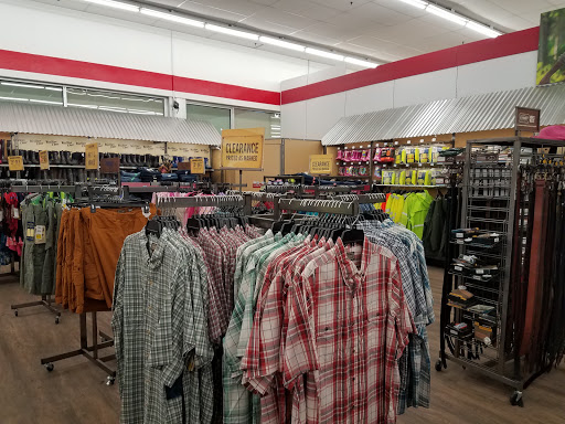 Home Improvement Store «Tractor Supply Co.», reviews and photos, 868 S Main St #100, Cleveland, GA 30528, USA