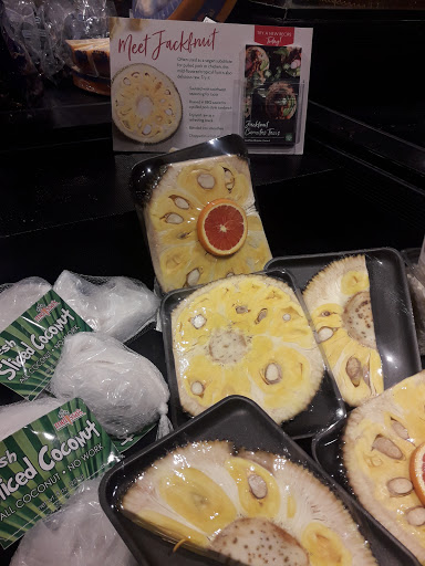 Grocery Store «The Fresh Market», reviews and photos, 11 Essington Dr, Hingham, MA 02043, USA