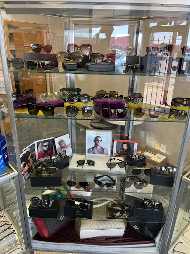 Optician «Eyeglass Shop», reviews and photos, 2323 Wirt Rd # D, Houston, TX 77055, USA