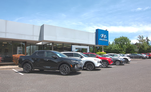 Hyundai Dealer «Hyundai of Portland», reviews and photos, 12345 E Burnside St, Portland, OR 97233, USA