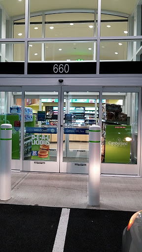 Gas Station «Cumberland Farms», reviews and photos, 318 County St, Taunton, MA 02780, USA