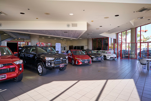 Toyota Dealer «AutoNation Toyota Buena Park», reviews and photos, 6400 Beach Blvd, Buena Park, CA 90621, USA